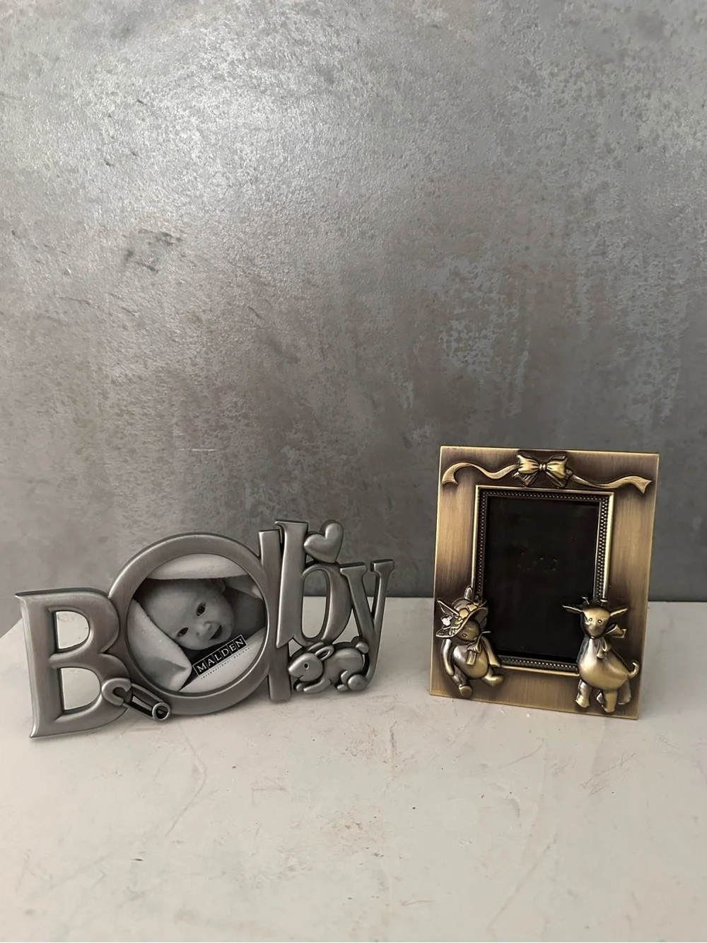 2 MINI VINTAGE BRASS PEWTER Picture Frame 2.5- 2x3  Bunny Giraffe Bow BUNNY B6